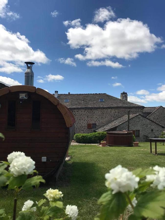La Pierre Trouee Chambre D'Hotes Chateauneuf-de-Randon ภายนอก รูปภาพ