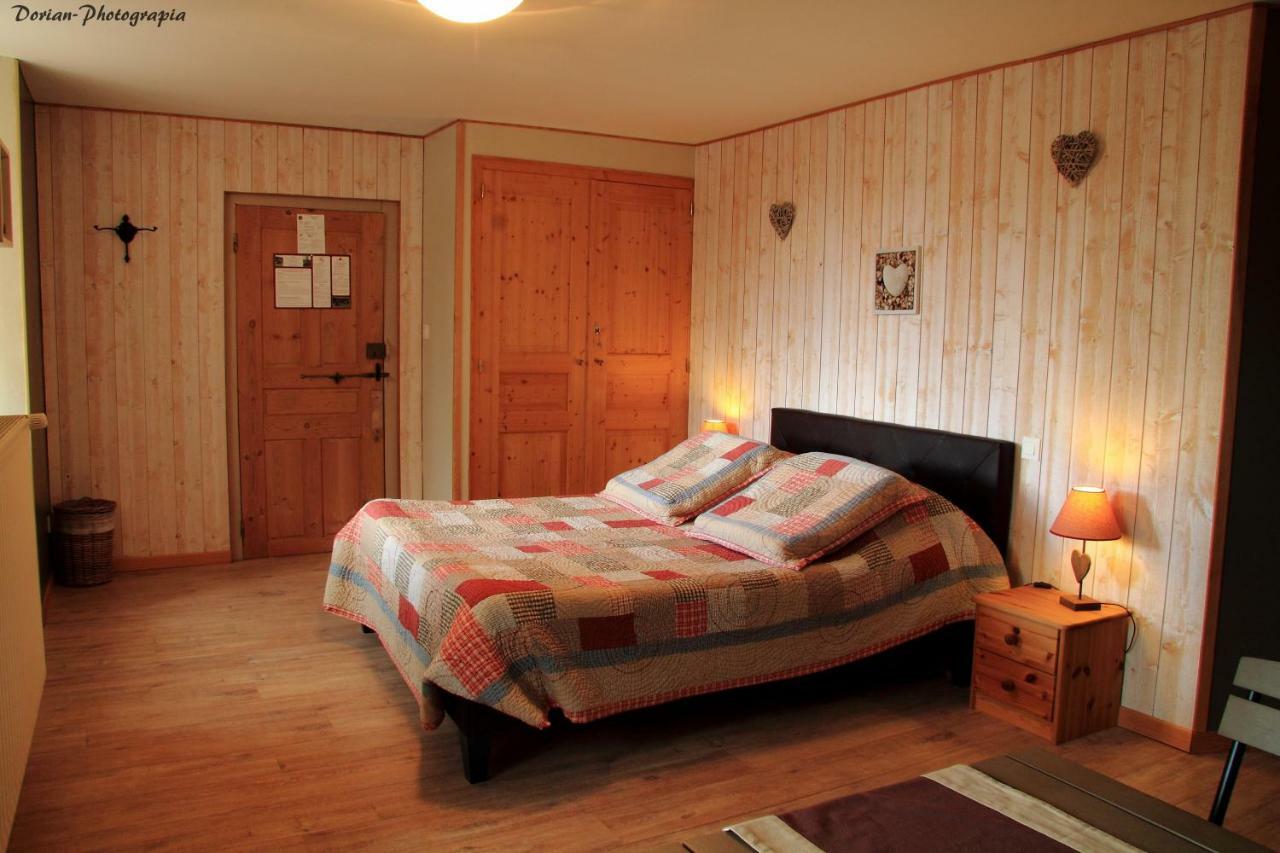 La Pierre Trouee Chambre D'Hotes Chateauneuf-de-Randon ภายนอก รูปภาพ