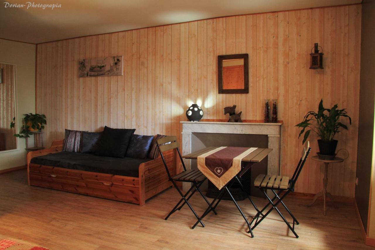 La Pierre Trouee Chambre D'Hotes Chateauneuf-de-Randon ภายนอก รูปภาพ