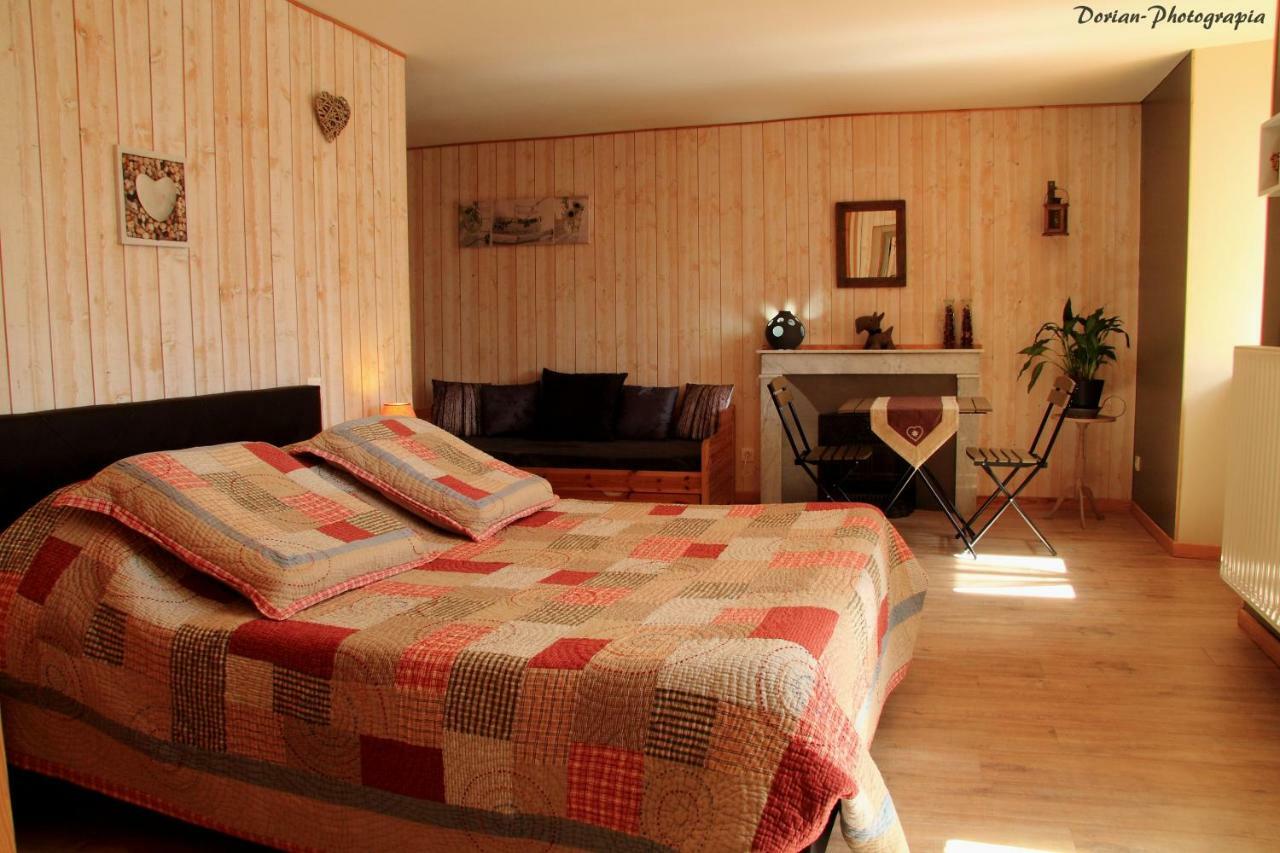 La Pierre Trouee Chambre D'Hotes Chateauneuf-de-Randon ภายนอก รูปภาพ